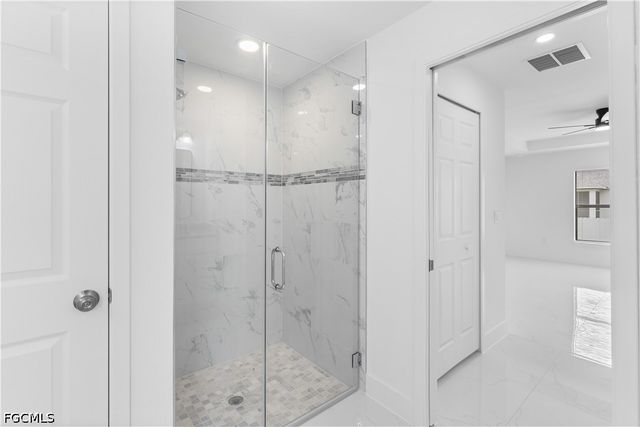 2807 28th ST SW, Lehigh Acres, FL 33976