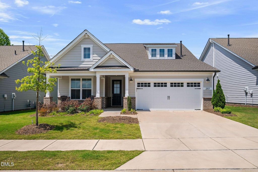 2117 Bigleaf Maple Run, Fuquay Varina, NC 27526