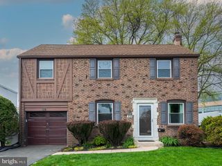 814 KENWOOD RD, Drexel Hill, PA 19026