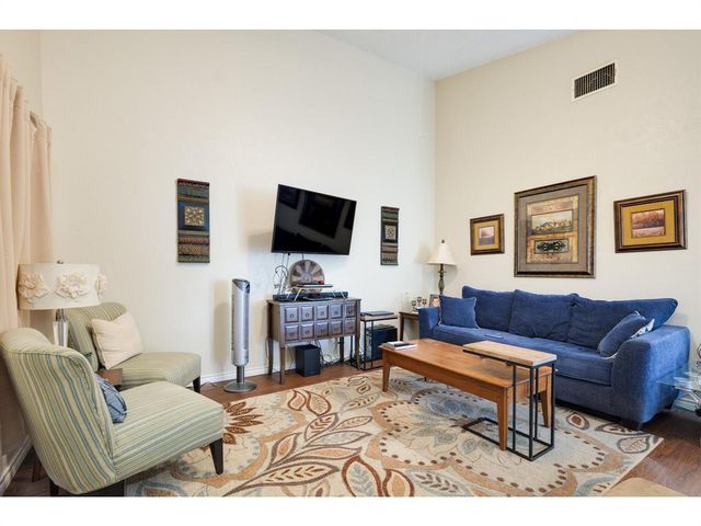 11919 Sunhillow BND B, Austin, TX 78758