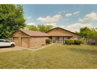 11919 Sunhillow BND B, Austin, TX 78758