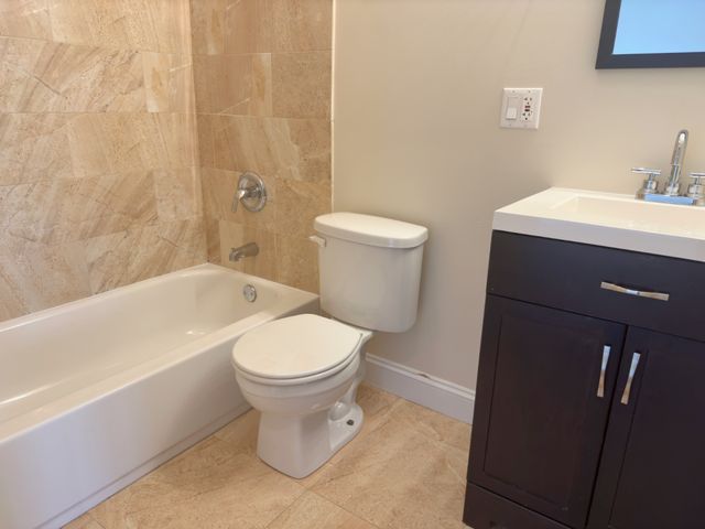 3705 N Kedzie Avenue 308, Chicago, IL 60618