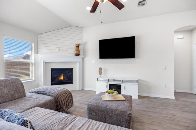 1612 Millican Lane, Aubrey, TX 76227