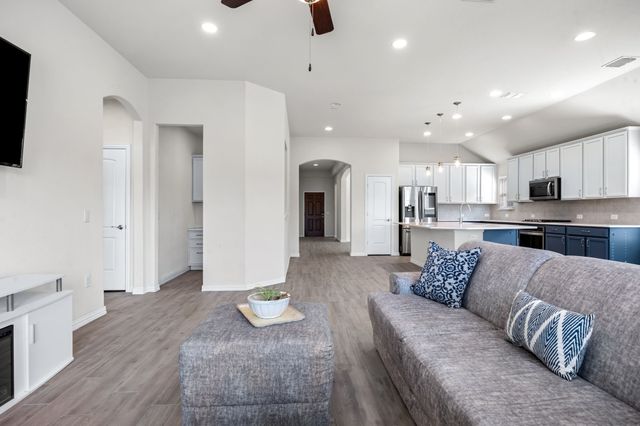 1612 Millican Lane, Aubrey, TX 76227