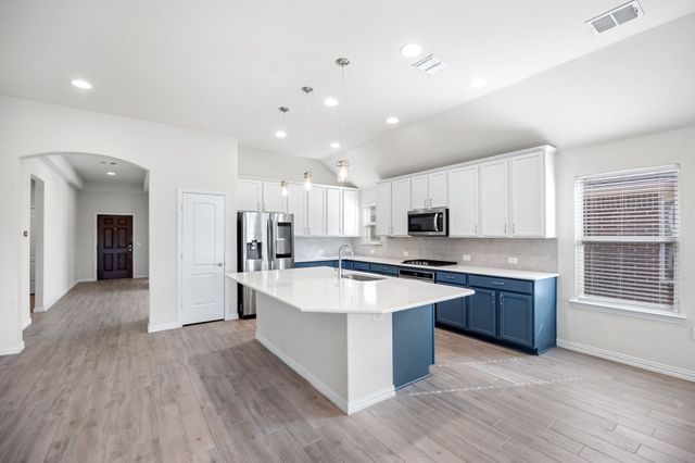 1612 Millican Lane, Aubrey, TX 76227