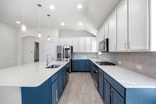 1612 Millican Lane, Aubrey, TX 76227