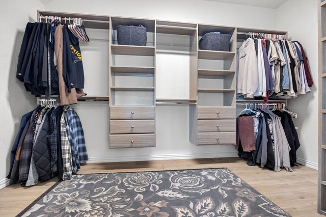 1612 Millican Lane, Aubrey, TX 76227