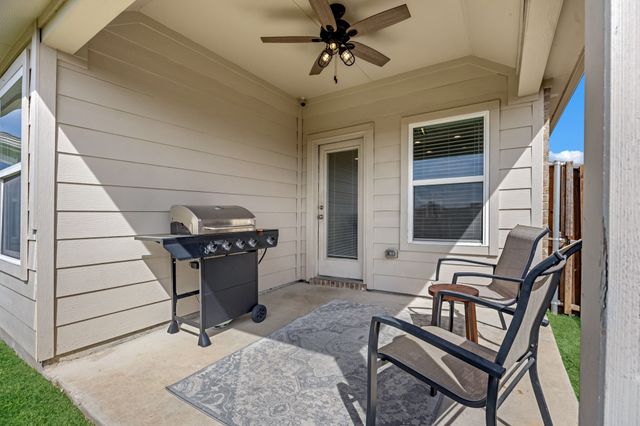 1612 Millican Lane, Aubrey, TX 76227