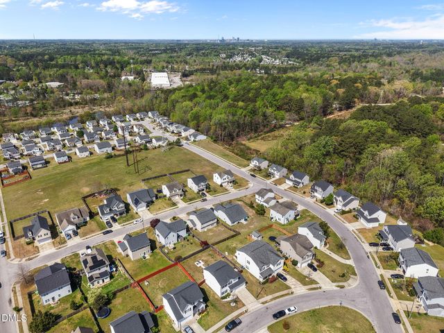 4813 Cutstone Court, Raleigh, NC 27610