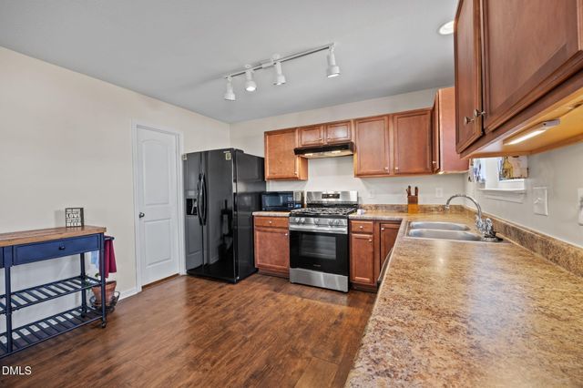 4813 Cutstone Court, Raleigh, NC 27610