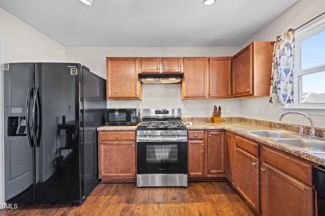 4813 Cutstone Court, Raleigh, NC 27610