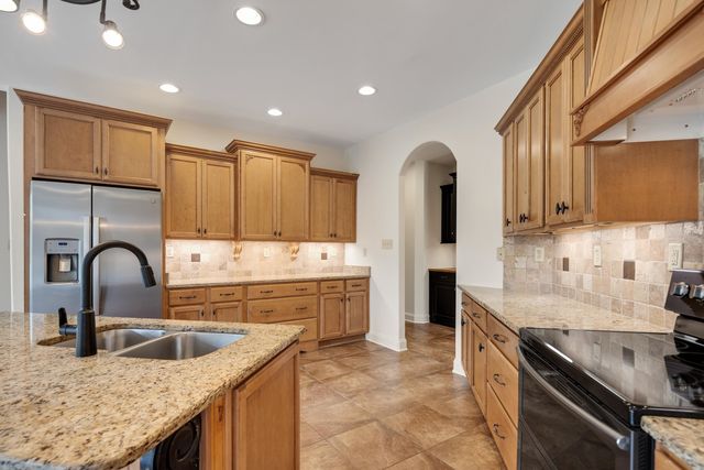 779 FLETCHER RD, Collierville, TN 38017