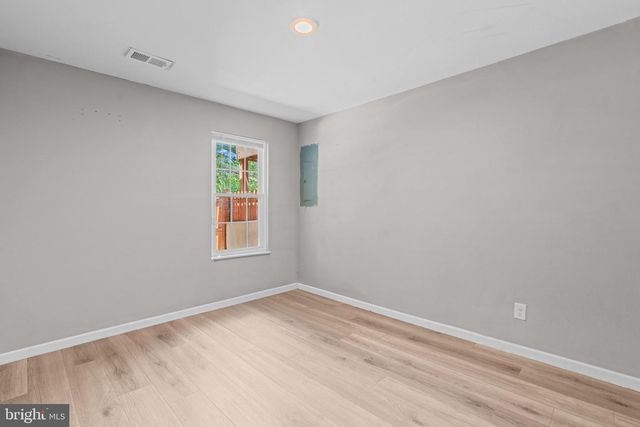 6749 CARDINAL WOODS CT, Lorton, VA 22079