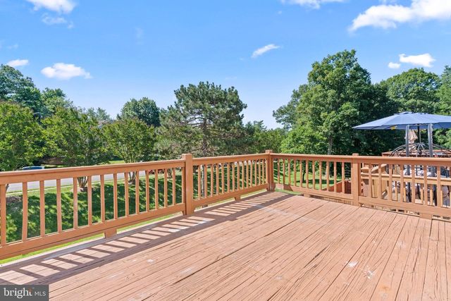6749 CARDINAL WOODS CT, Lorton, VA 22079