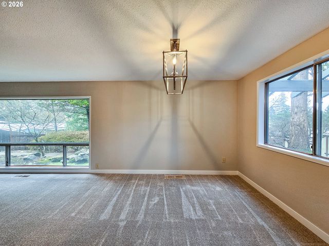 7265 Sw 84TH Ave, Portland, OR 97223