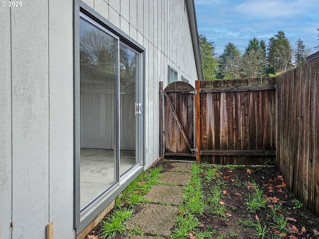 7265 Sw 84TH Ave, Portland, OR 97223