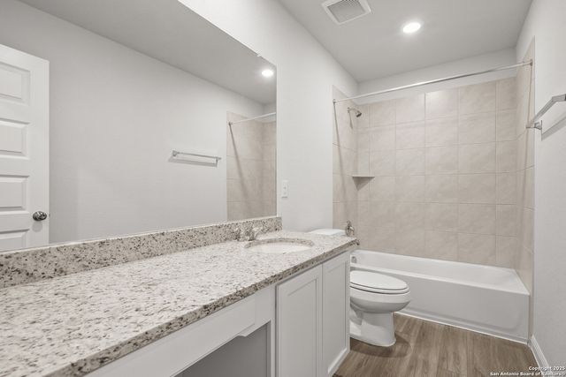 14982 Fischer Garden, San Antonio, TX 78253