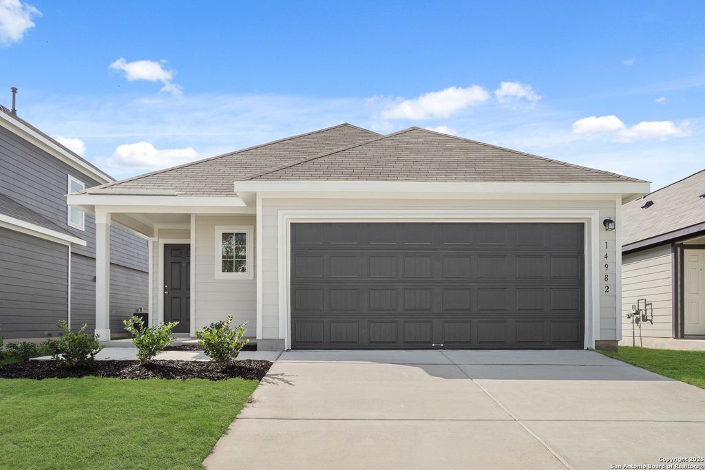 14982 Fischer Garden, San Antonio, TX 78253