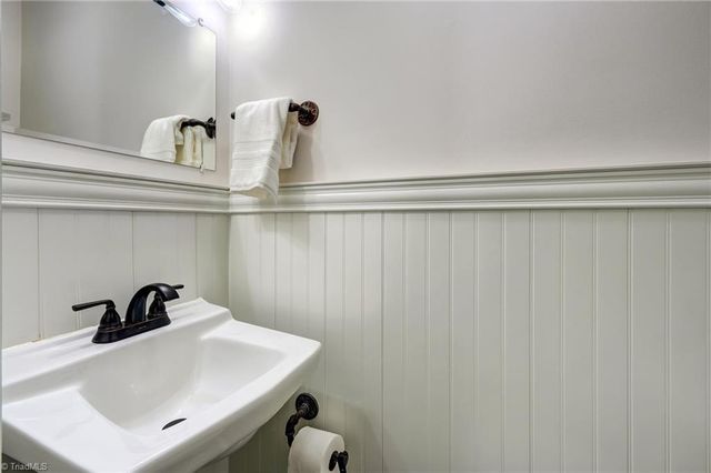 2631 Beechwood Street, Greensboro, NC 27403