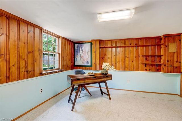 2631 Beechwood Street, Greensboro, NC 27403