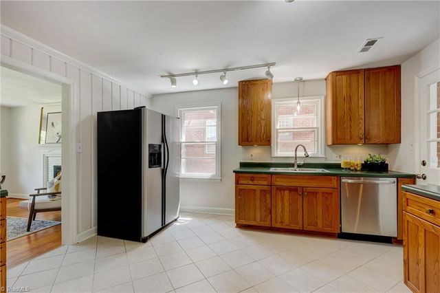 2631 Beechwood Street, Greensboro, NC 27403