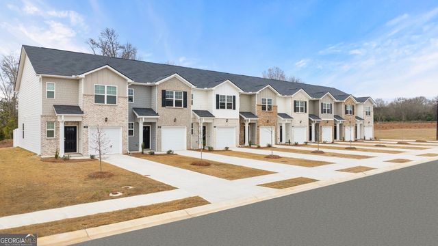 204 Kenmore Circle, Perry, GA 31069