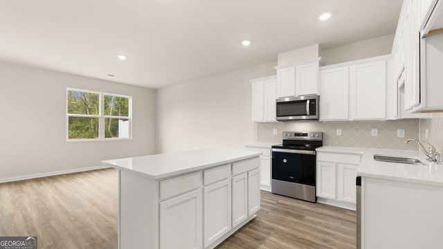 204 Kenmore Circle, Perry, GA 31069