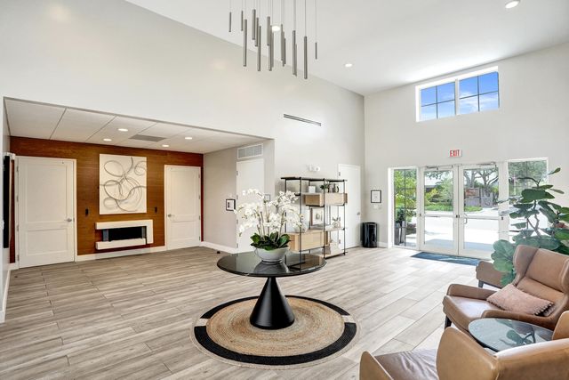 1756 NW 124th Way, Coral Springs, FL 33071