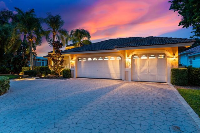 1756 NW 124th Way, Coral Springs, FL 33071