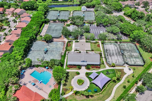 1756 NW 124th Way, Coral Springs, FL 33071