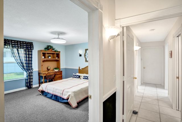 1756 NW 124th Way, Coral Springs, FL 33071