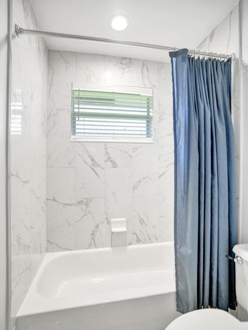 1756 NW 124th Way, Coral Springs, FL 33071