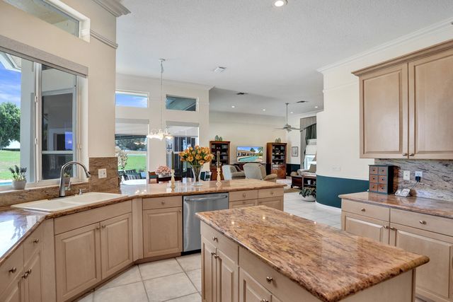 1756 NW 124th Way, Coral Springs, FL 33071