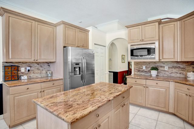 1756 NW 124th Way, Coral Springs, FL 33071