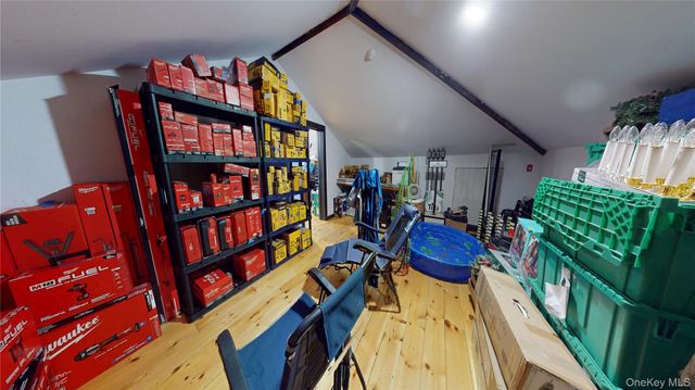 4 Bona Ventura Avenue, Wallkill, NY 12589