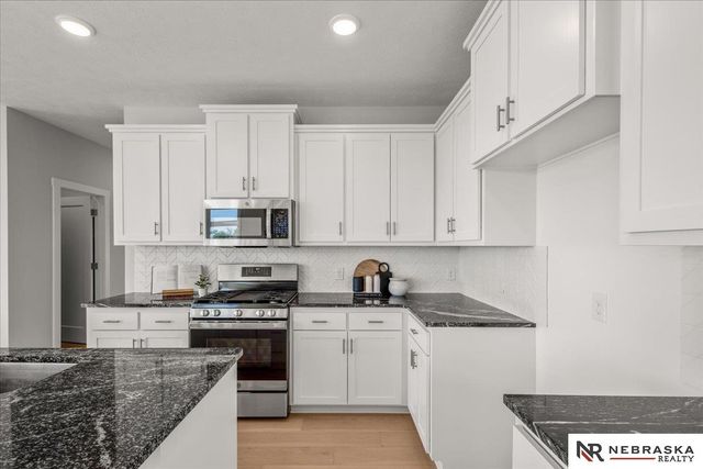 2708 N 191st Avenue, Omaha, NE 68022