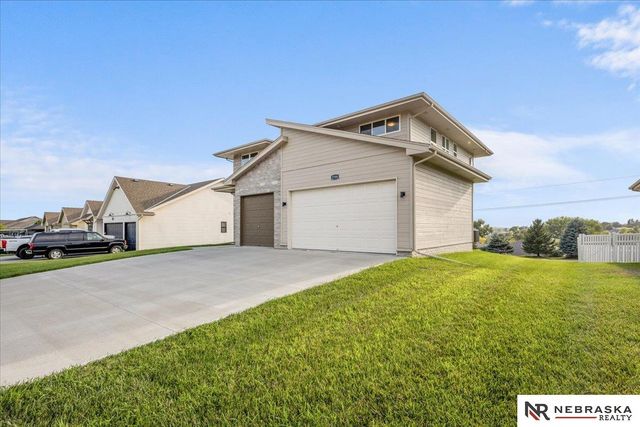 2708 N 191st Avenue, Omaha, NE 68022