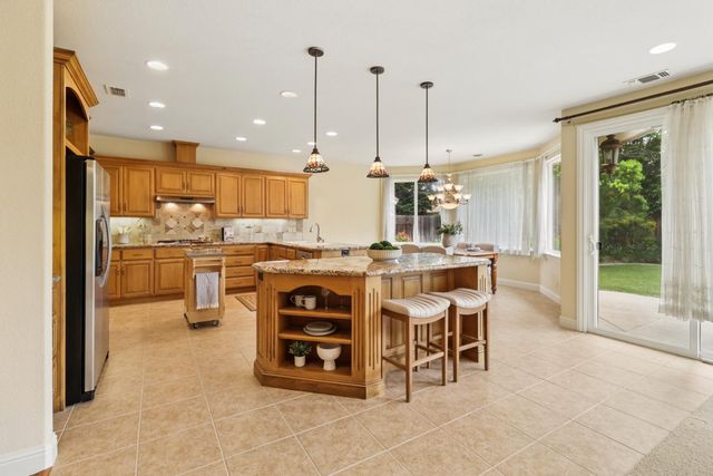 3424 Benedix Way, Elk Grove, CA 95758