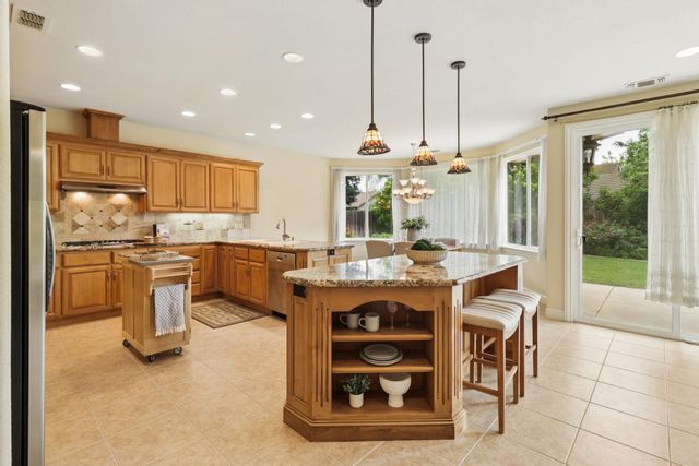 3424 Benedix Way, Elk Grove, CA 95758