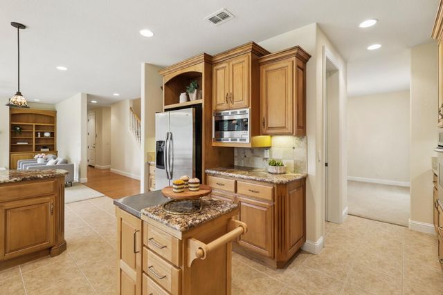 3424 Benedix Way, Elk Grove, CA 95758