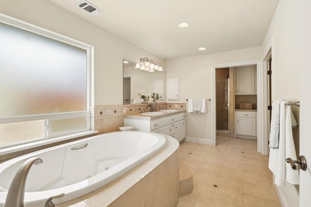 3424 Benedix Way, Elk Grove, CA 95758