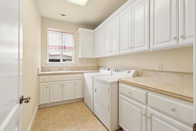 3424 Benedix Way, Elk Grove, CA 95758