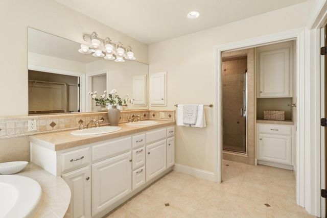 3424 Benedix Way, Elk Grove, CA 95758