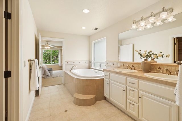 3424 Benedix Way, Elk Grove, CA 95758