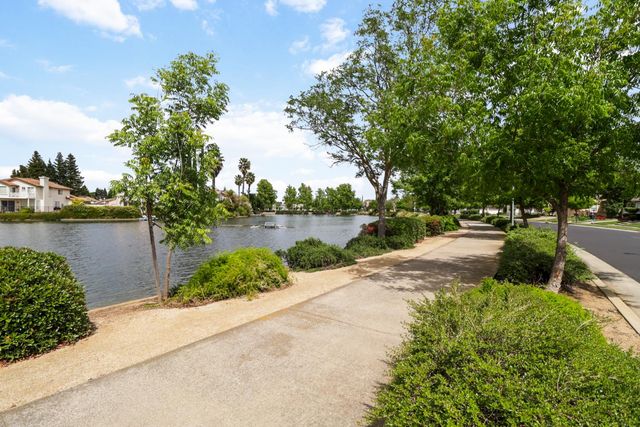 3424 Benedix Way, Elk Grove, CA 95758