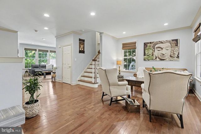 38 UNION ST, Robbinsville, NJ 08691