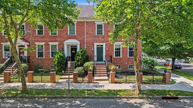 38 UNION ST, Robbinsville, NJ 08691