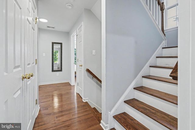 38 UNION ST, Robbinsville, NJ 08691