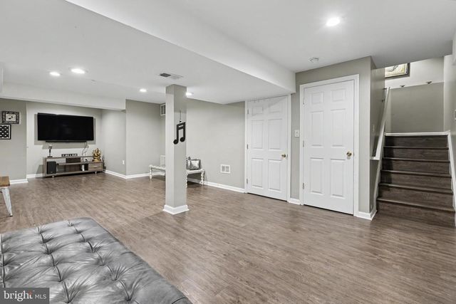 38 UNION ST, Robbinsville, NJ 08691