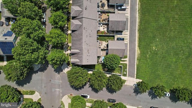 38 UNION ST, Robbinsville, NJ 08691